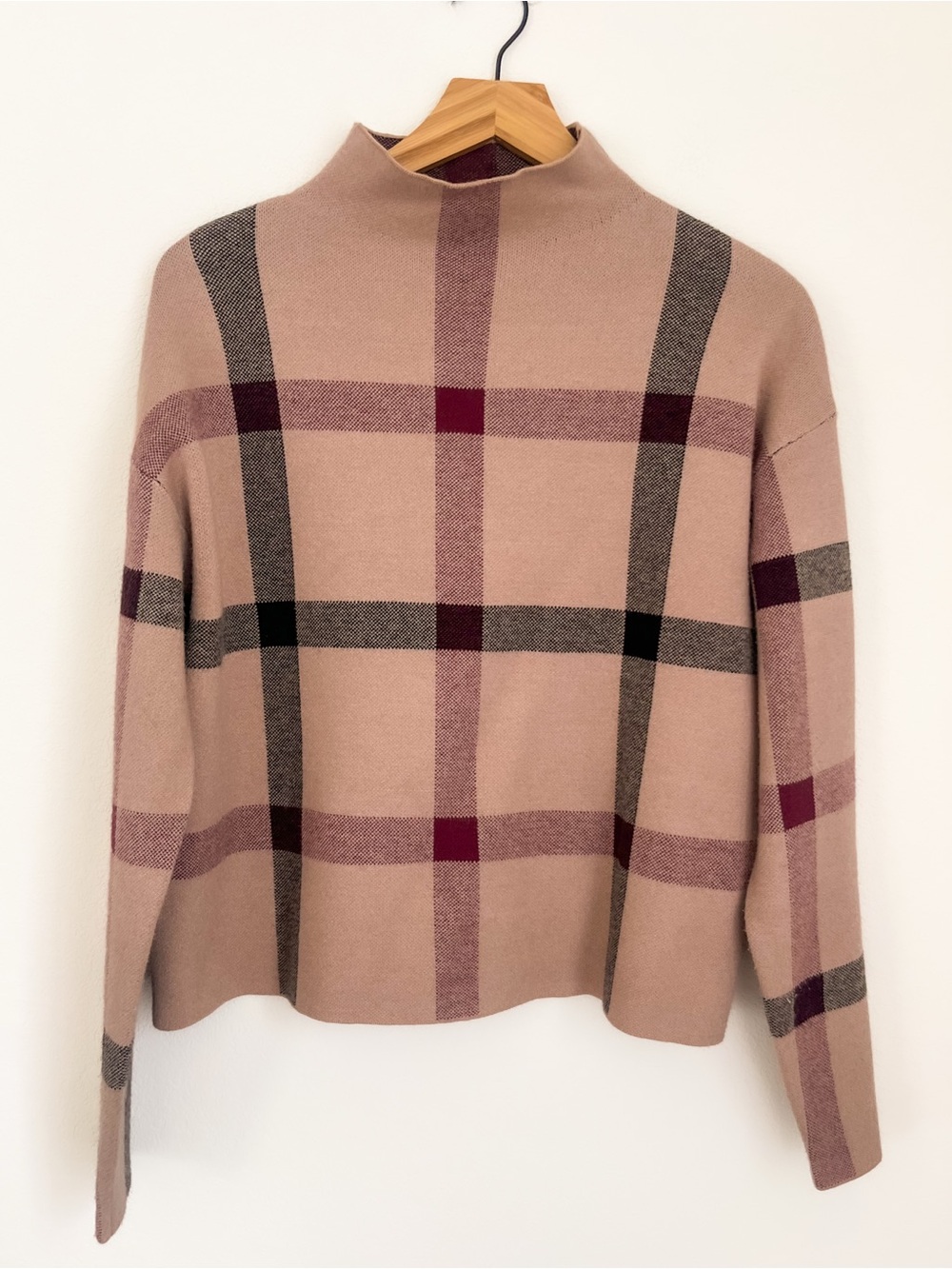 Tahari Plaid Mock Neck Sweater Medium Blush Pink Burgundy Black